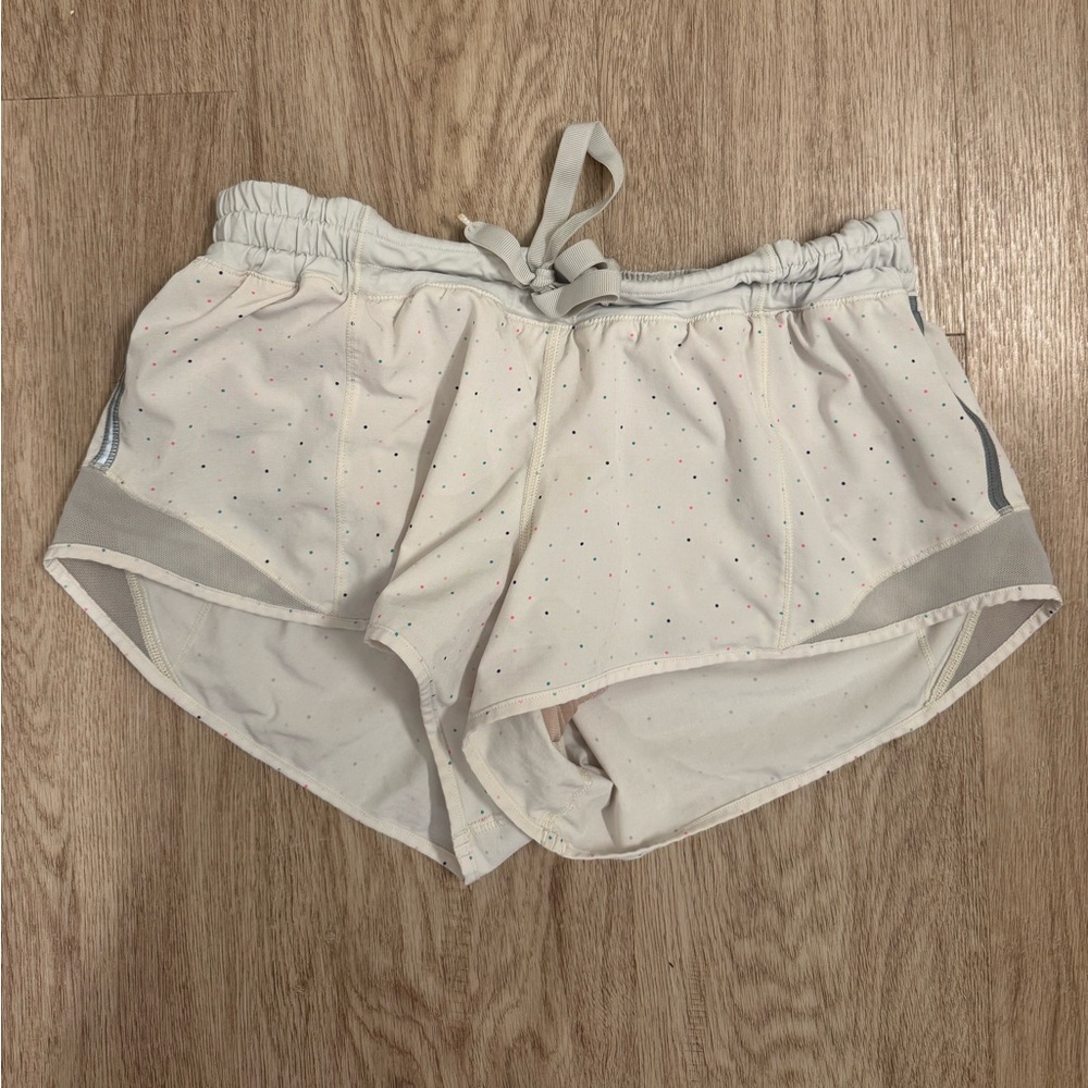 Lululemon hotty hot sweet spot angel wing confetti shorts